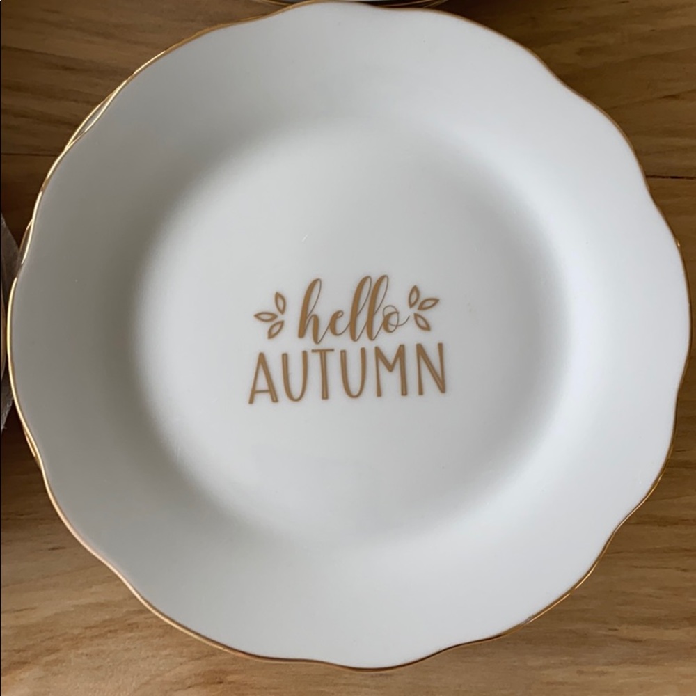 Set of 4 Fall Entertaining Appetizer Plates 6” - Picture 3 of 6